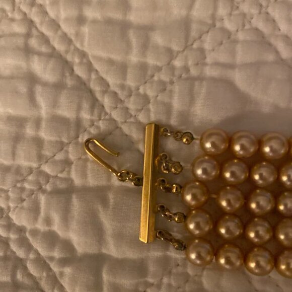 Kenneth Jay Lane Vintage 5-Strand Pearl Choker - Picture 4 of 5